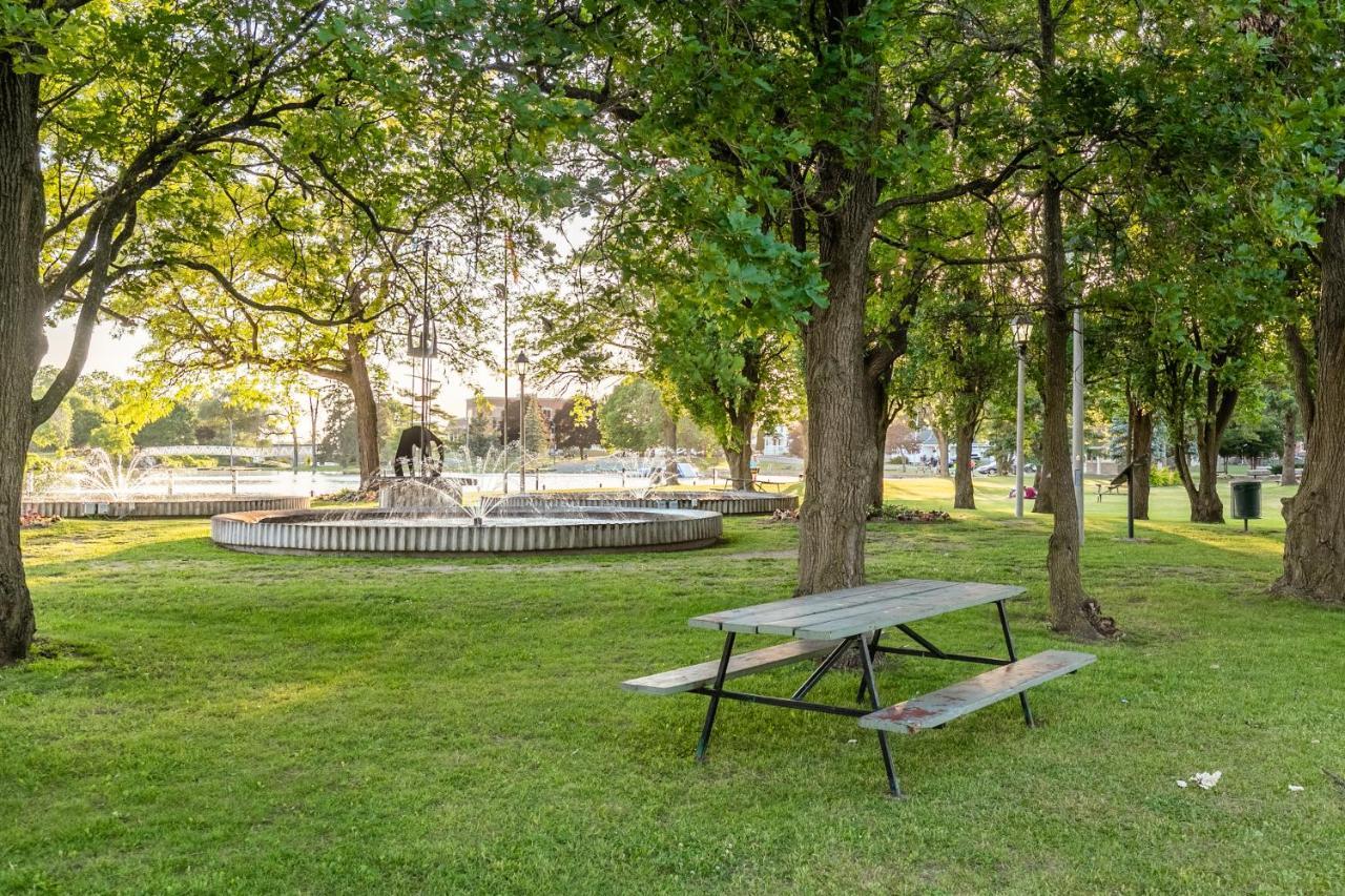 Luxury Rideau Apartments By Globalstay Smiths Falls Buitenkant foto